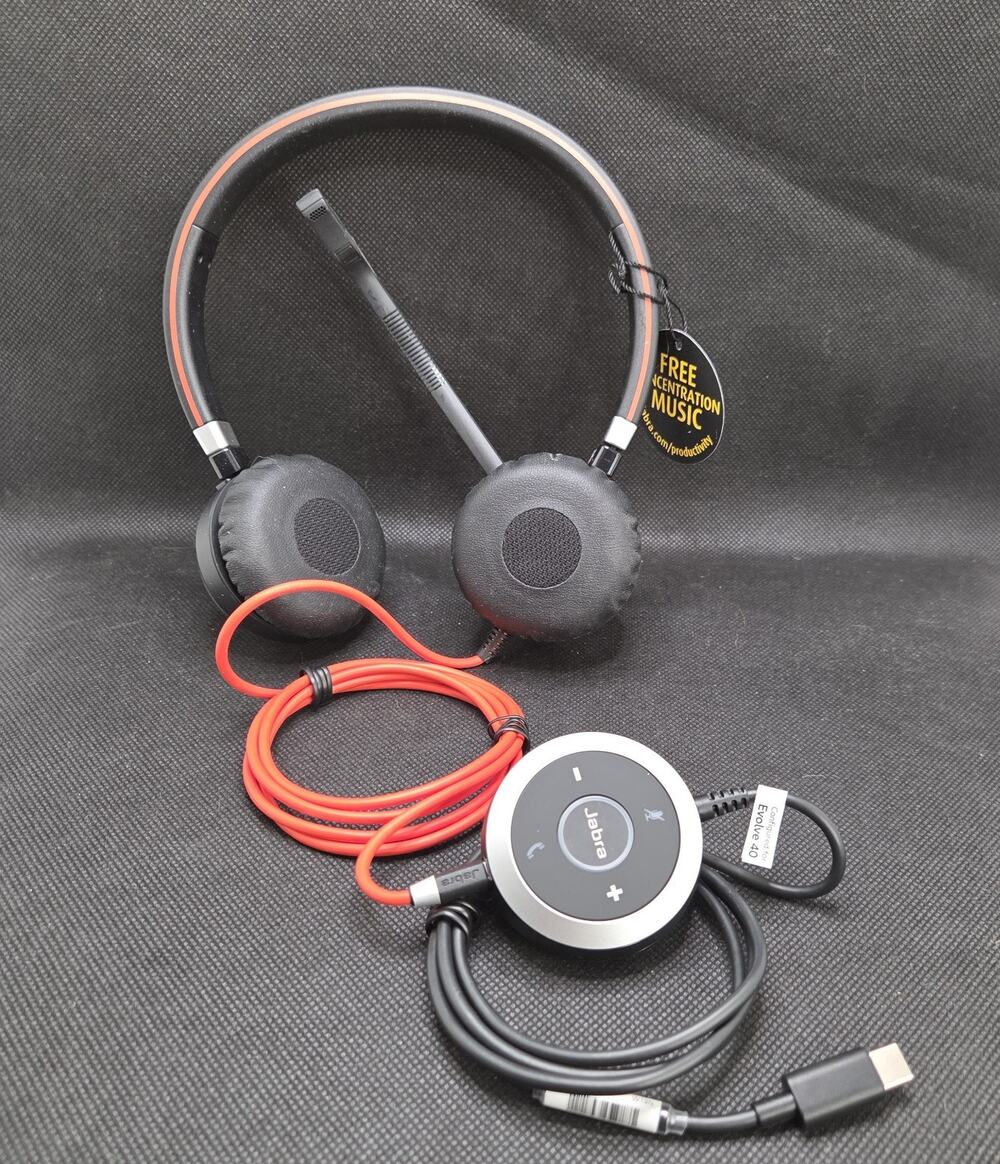 Jabra Evolve 40 Stereo Headset Black ENC010 USB 3.5mm Skype PC Mac Boom Mic